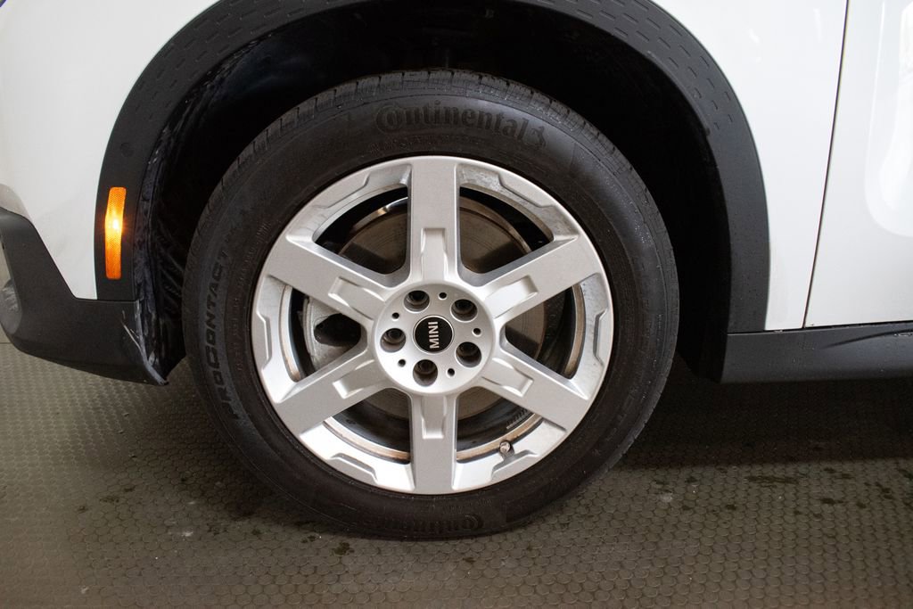 Used 2025 MINI Cooper Countryman S w/ Comfort Package Max image 9