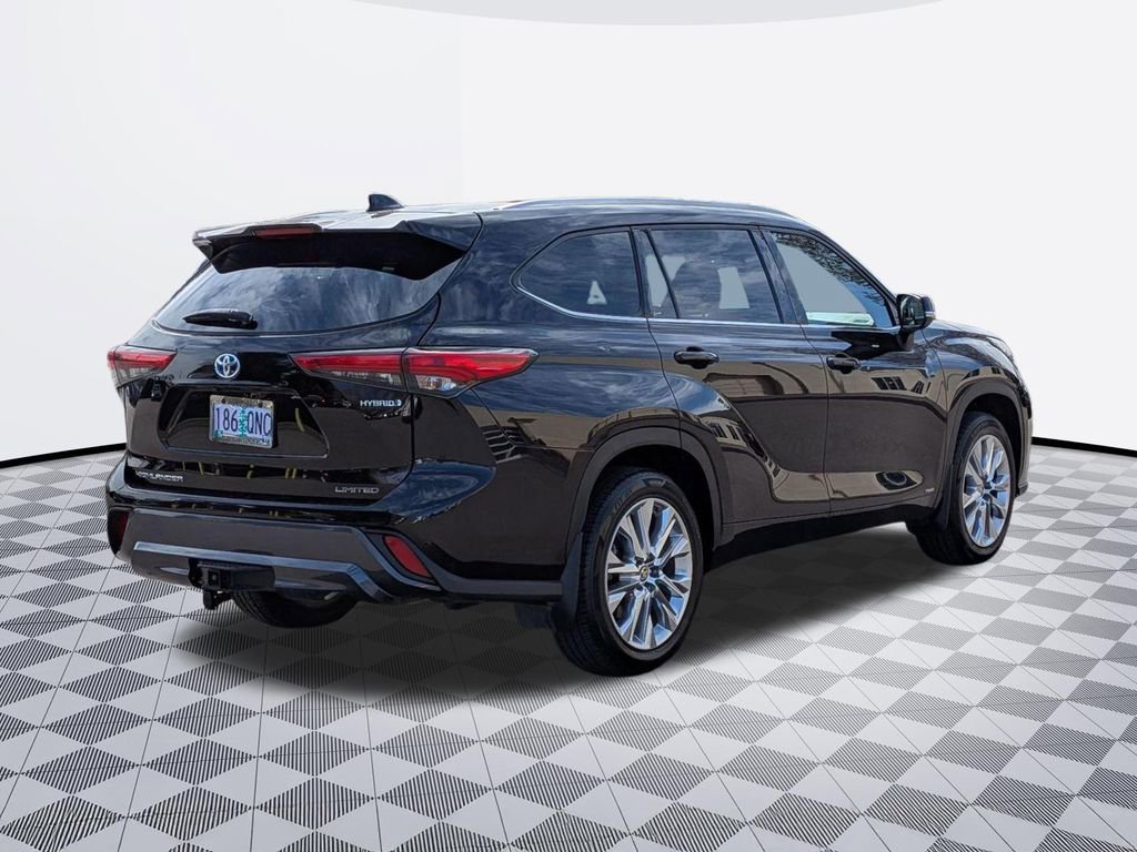 Used 2022 Toyota Highlander Limited image 5