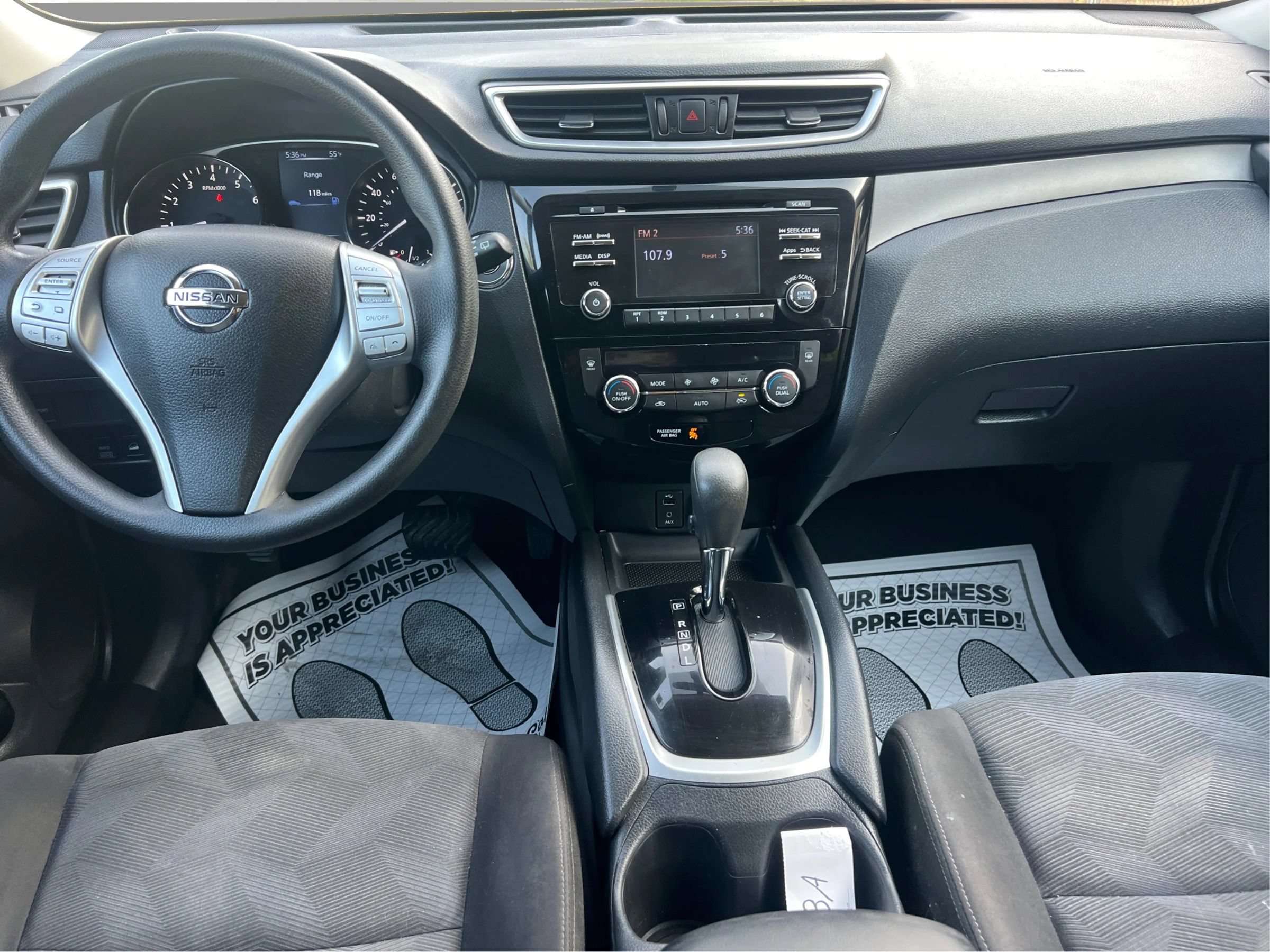 Used 2016 Nissan Rogue SV AWD/4WD image 29