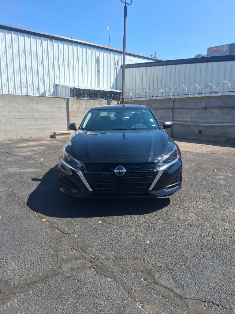 Used 2024 Nissan Altima 2.5 SV