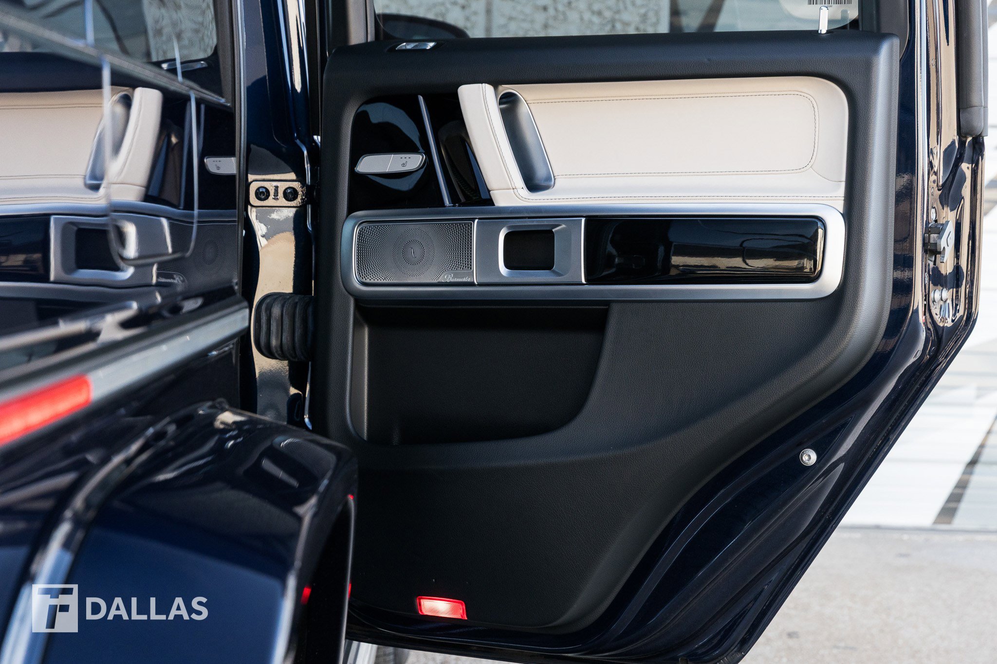 Used 2023 Mercedes-Benz G 550 image 35