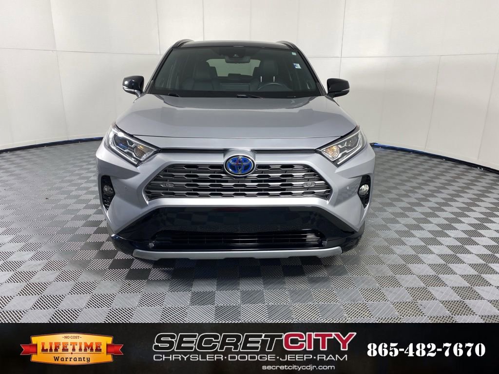Used 2021 Toyota RAV4 XSE image 2