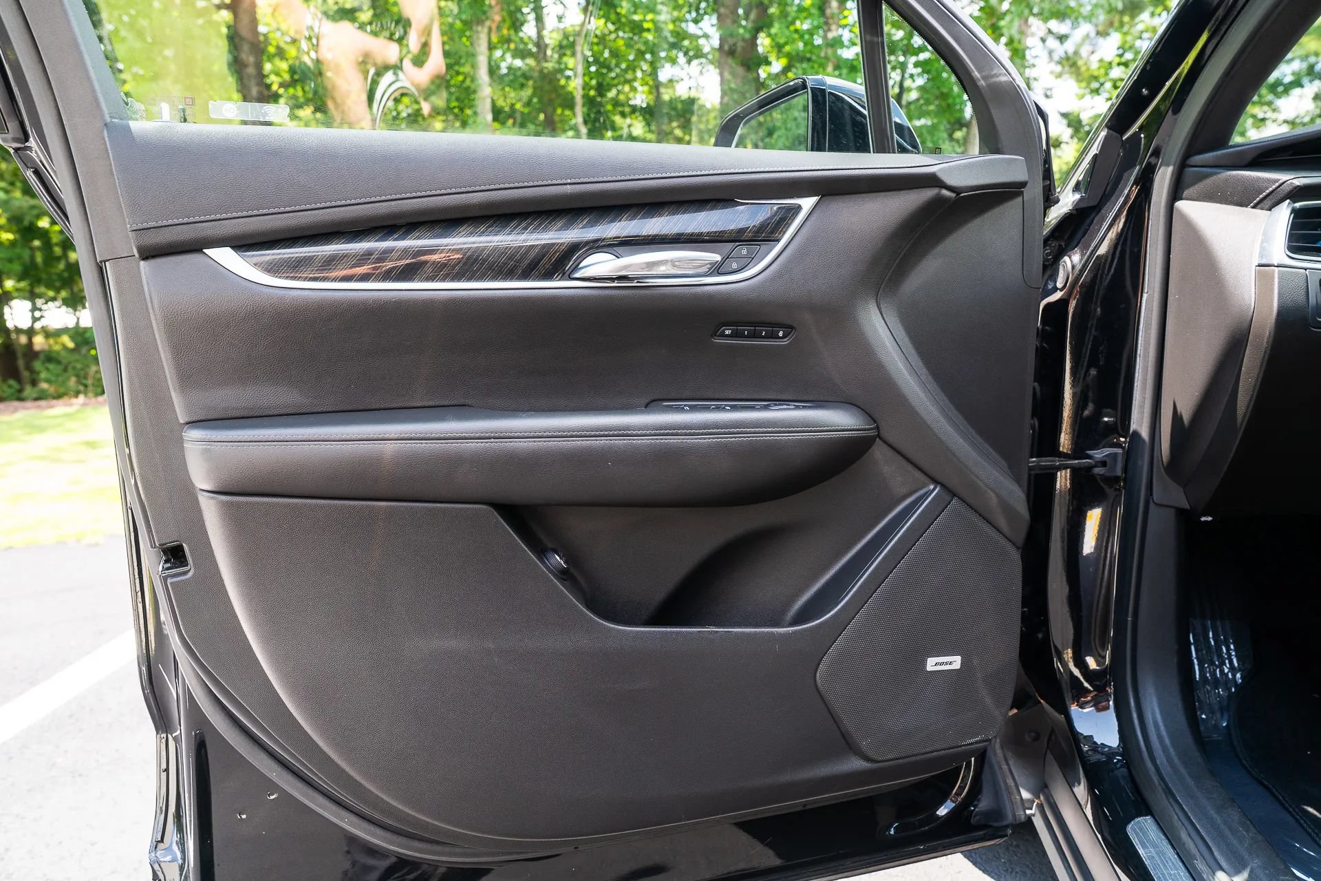 Used 2022 Cadillac XT6 Premium Luxury AWD/4WD image 23