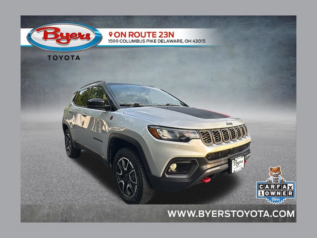 Used 2025 Jeep Compass Trailhawk