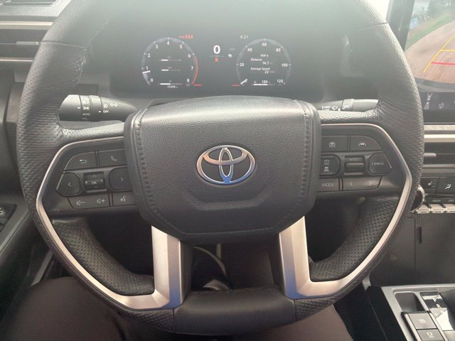 Used 2024 Toyota Tacoma Limited w/ Limited Package (LT) AWD/4WD image 20