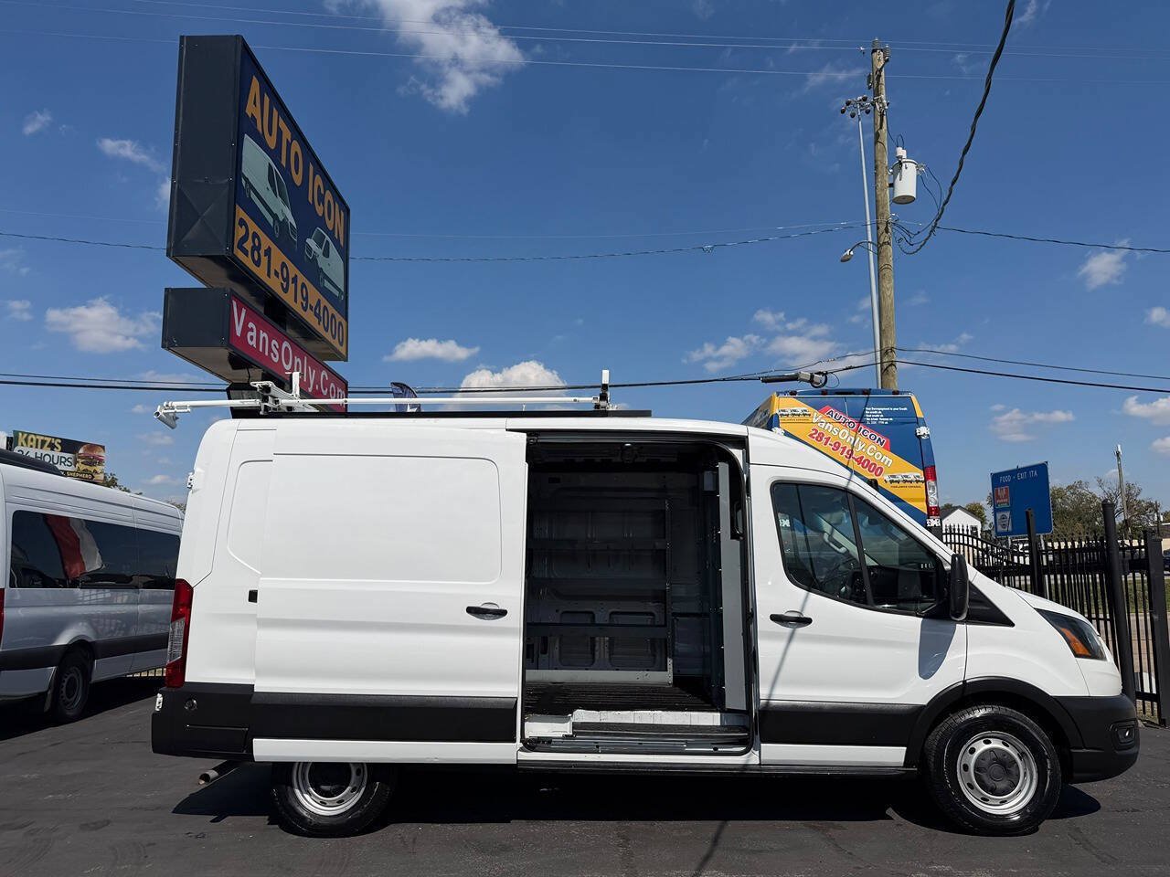 Used 2020 Ford Transit 250 Medium Roof RWD image 5