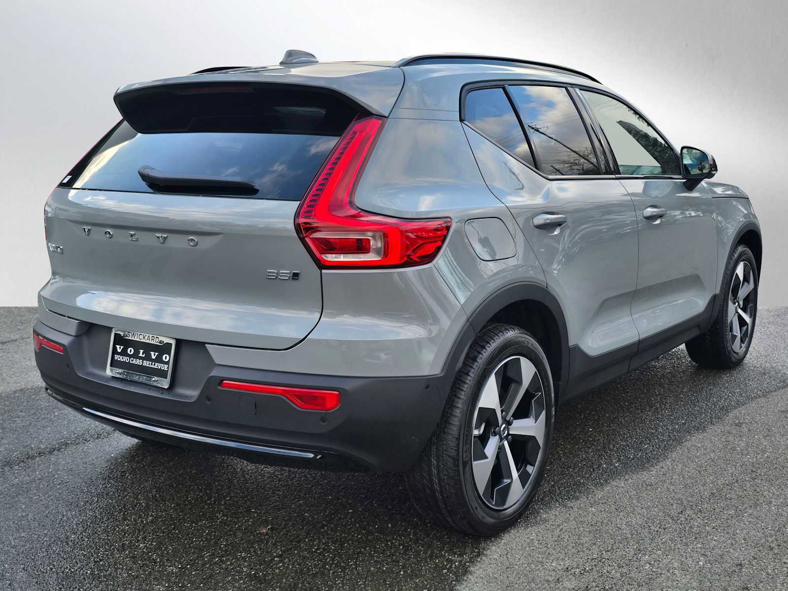 New 2026 Volvo XC40 B5 Plus w/ Protection Package Premier image 3