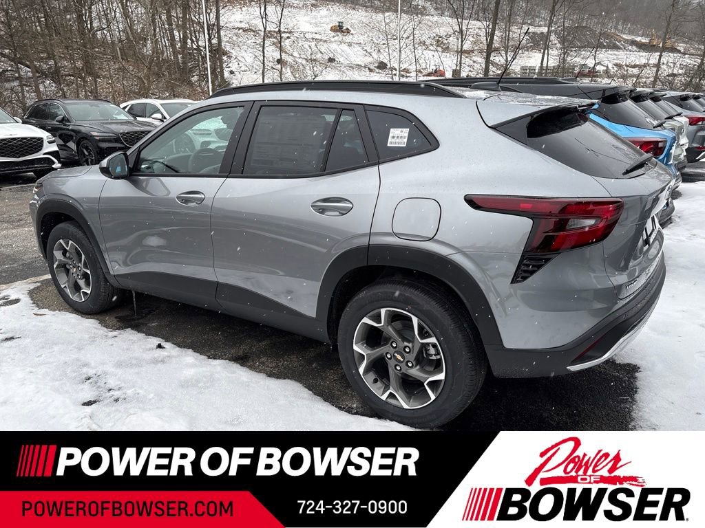 New 2026 Chevrolet Trax LT w/ Driver Confidence Package image 3