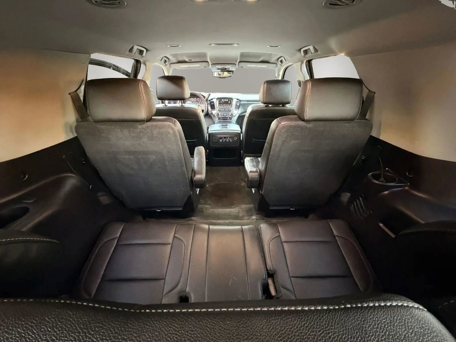 Used 2018 Chevrolet Tahoe Premier RWD image 39