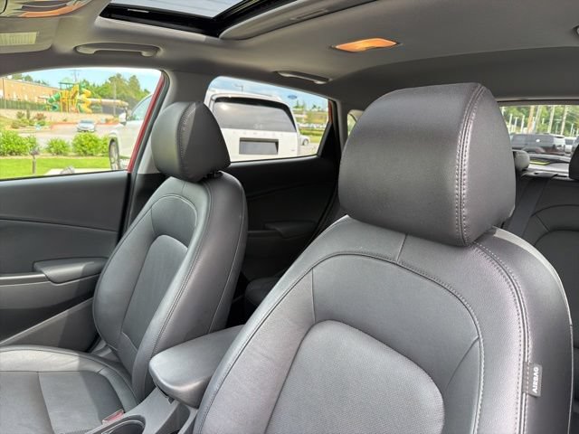 Used 2022 Hyundai Kona Limited AWD/4WD image 22
