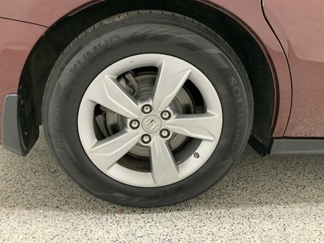 Used 2018 Honda Odyssey EX-L image 11