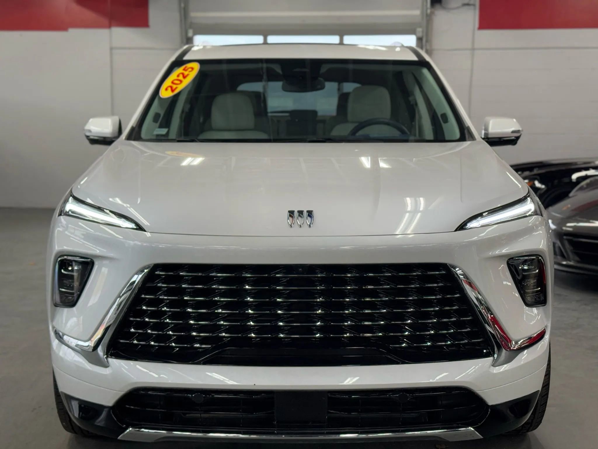 Used 2025 Buick Enclave Avenir w/ LPO, Floor Liner Package image 2