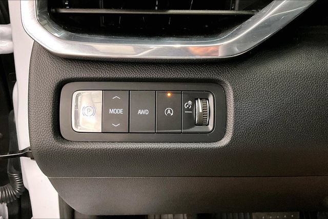 Used 2026 GMC Acadia Elevation w/ Elevation Premium Package AWD/4WD image 39