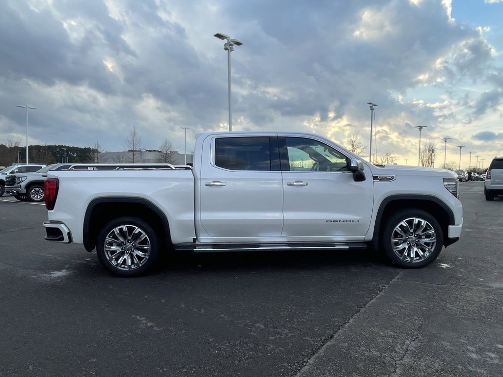 Used 2022 GMC Sierra 1500 Denali image 9