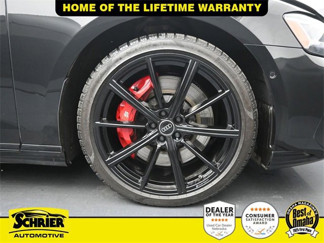 Used 2024 Audi S8 image 54