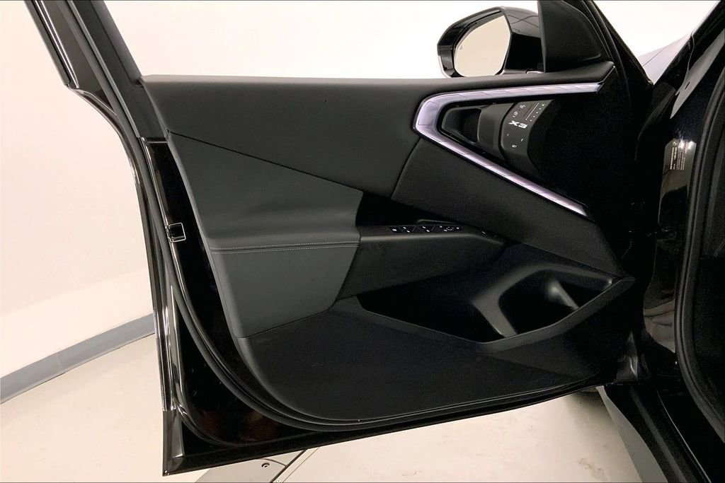 Used 2025 BMW X3 xDrive30i image 24