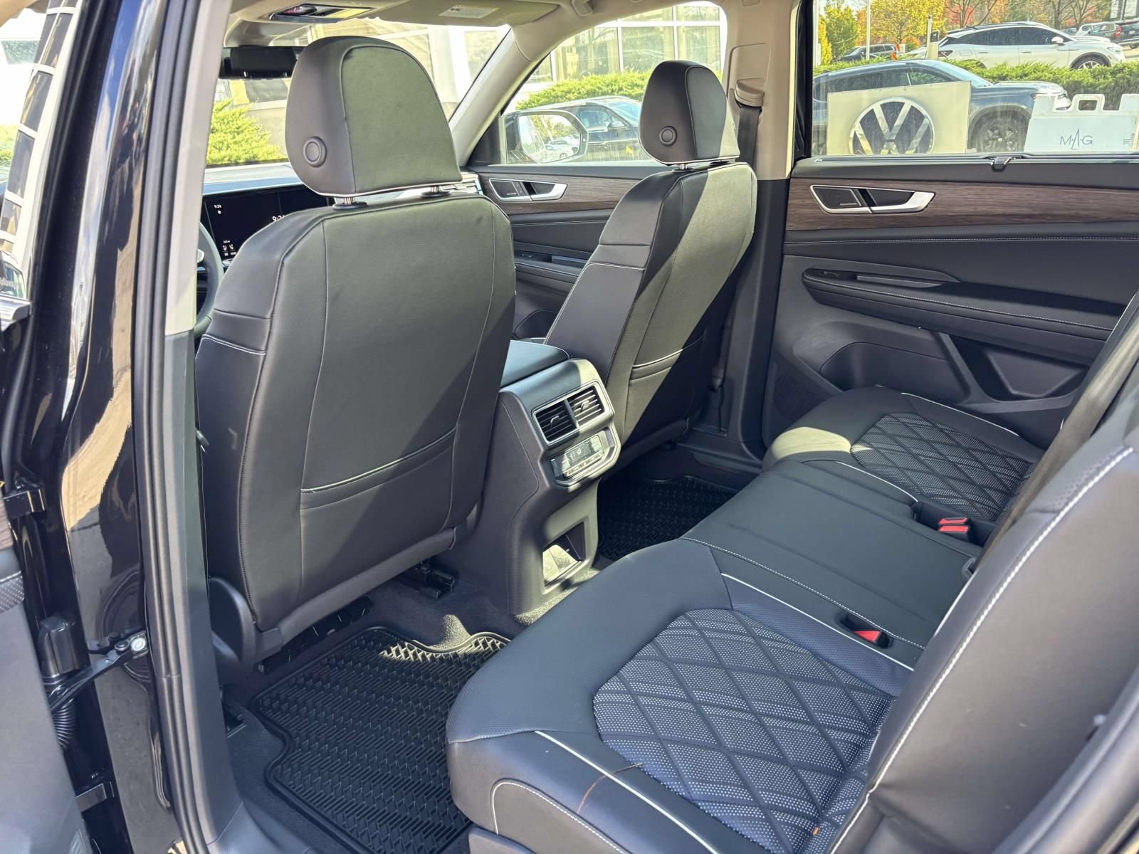 New 2026 Volkswagen Atlas SEL Premium R-Line AWD/4WD image 29