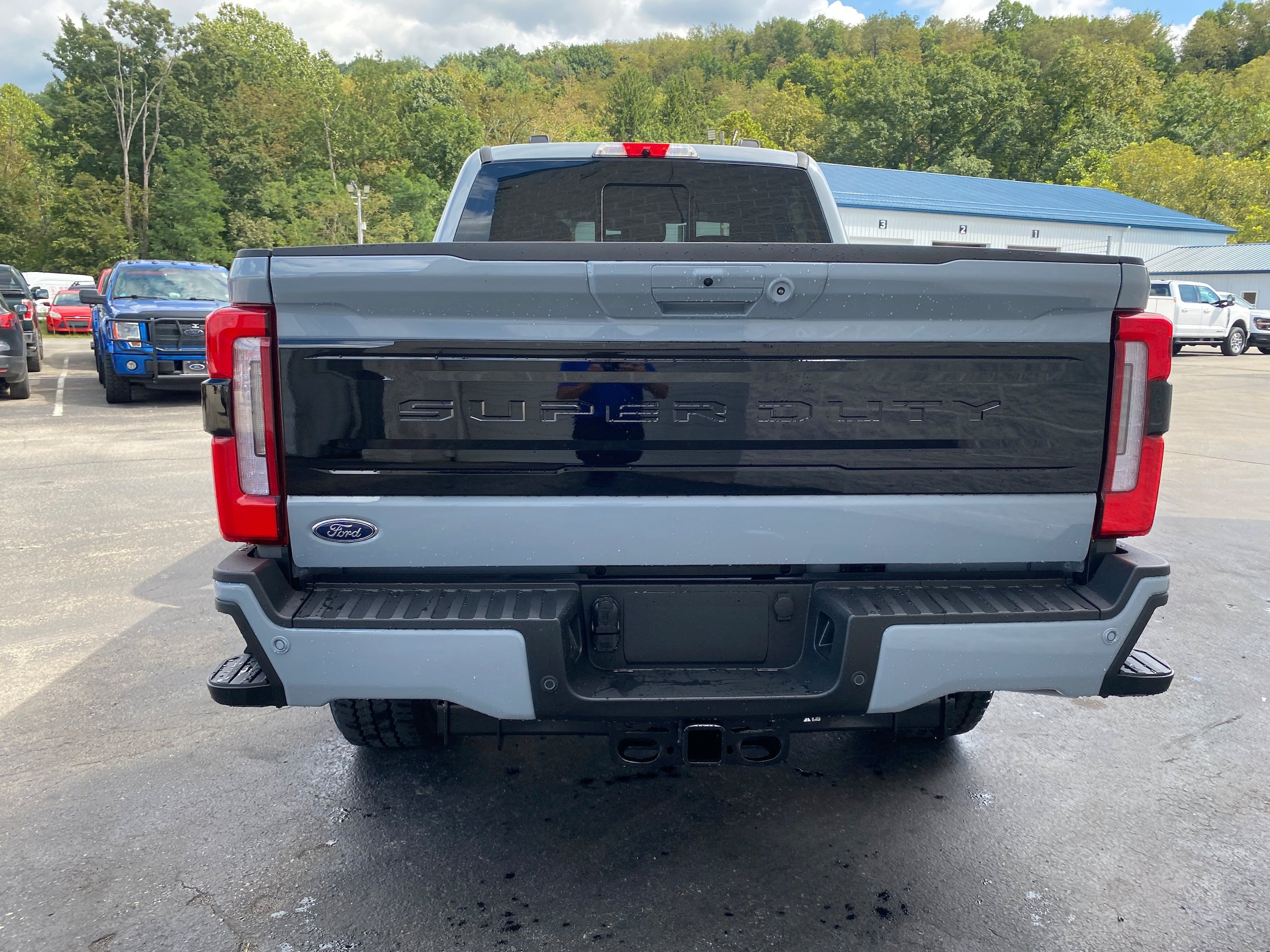 New 2026 Ford F350 Platinum w/ FX4 Off-Road Package AWD/4WD image 10