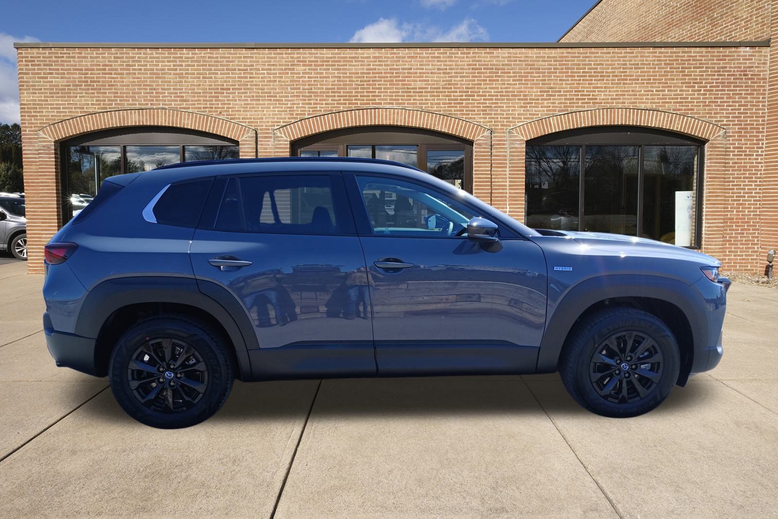 New 2025 MAZDA CX-50 AWD 2.5 Hybrid w/ Cargo Package image 2