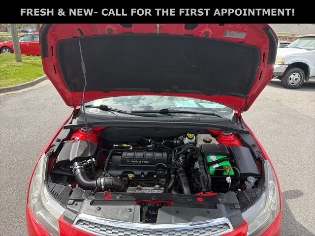 Used 2014 Chevrolet Cruze LT image 10