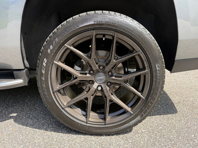 Used 2020 Cadillac Escalade Luxury AWD/4WD image 10