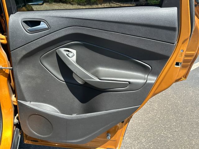 Used 2016 Ford Escape SE FWD image 19