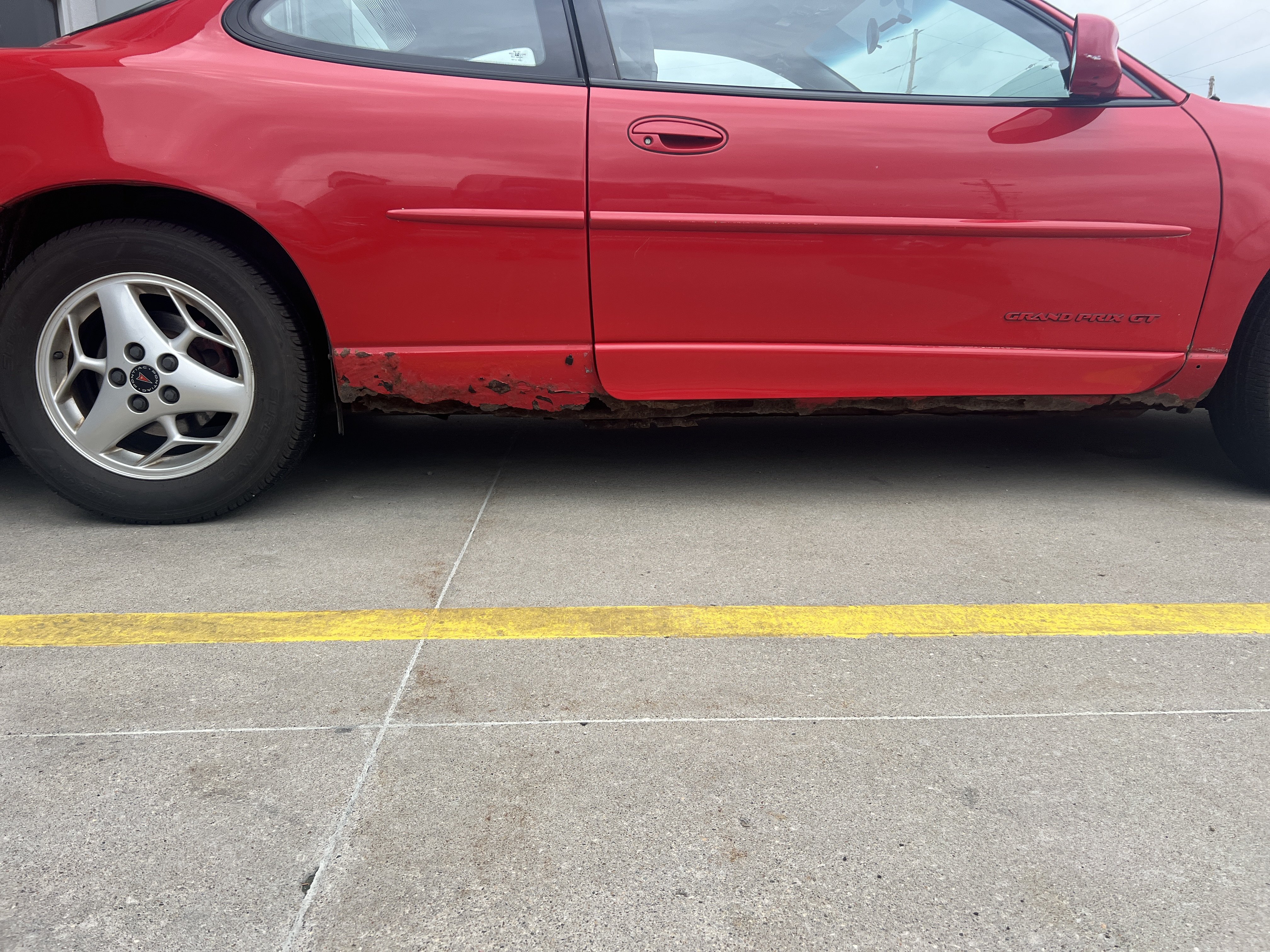 Used 2001 Pontiac Grand Prix GT w/ Opt Pkg 1 FWD image 8