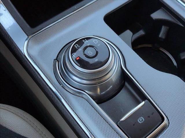 Used 2021 Ford Edge Titanium w/ Cargo Accessory Package image 12