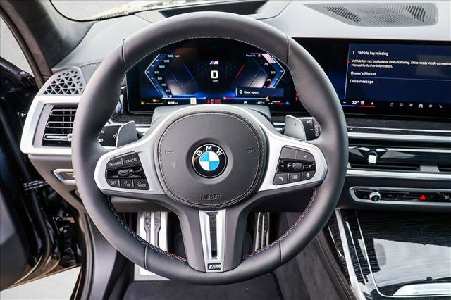 Used 2025 BMW X7 M60i AWD/4WD image 14