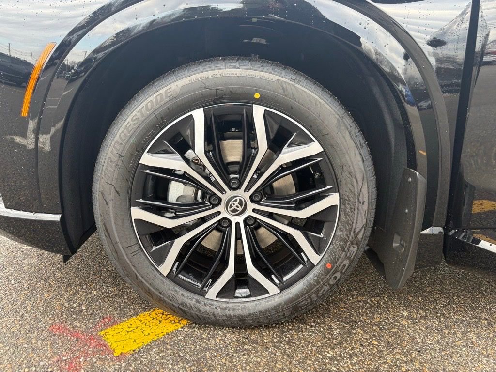 New 2026 Toyota Crown Signia image 23