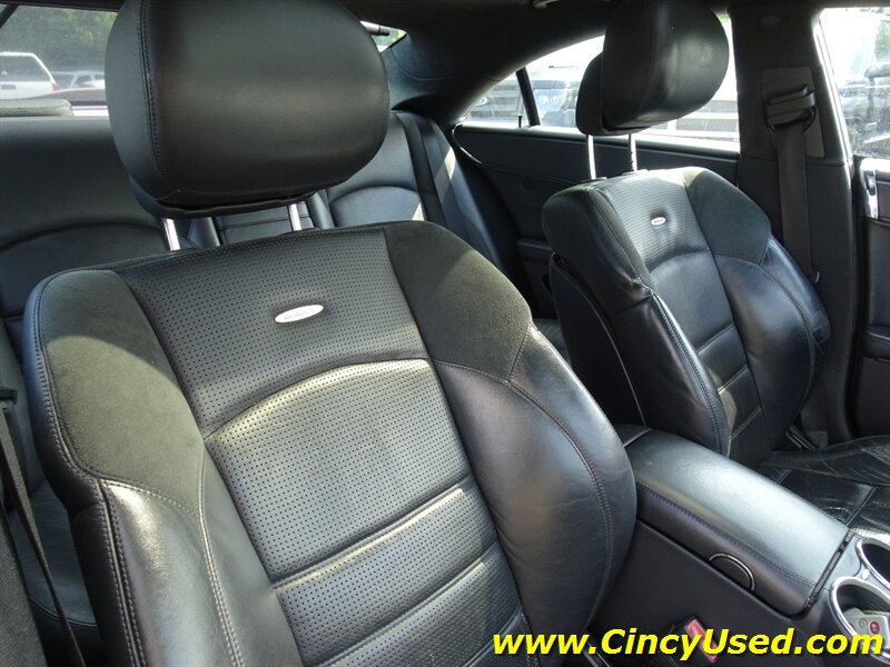 Used 2006 Mercedes-Benz CLS 55 AMG image 17