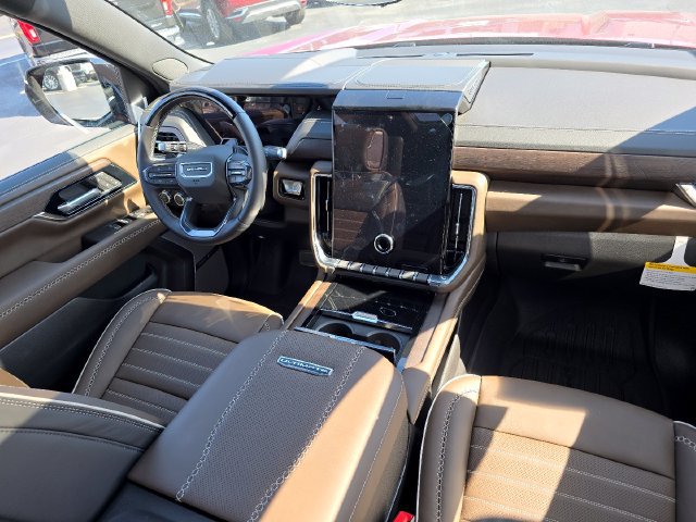 New 2026 GMC Yukon Denali Ultimate w/ LPO, Illumination Package AWD/4WD image 27