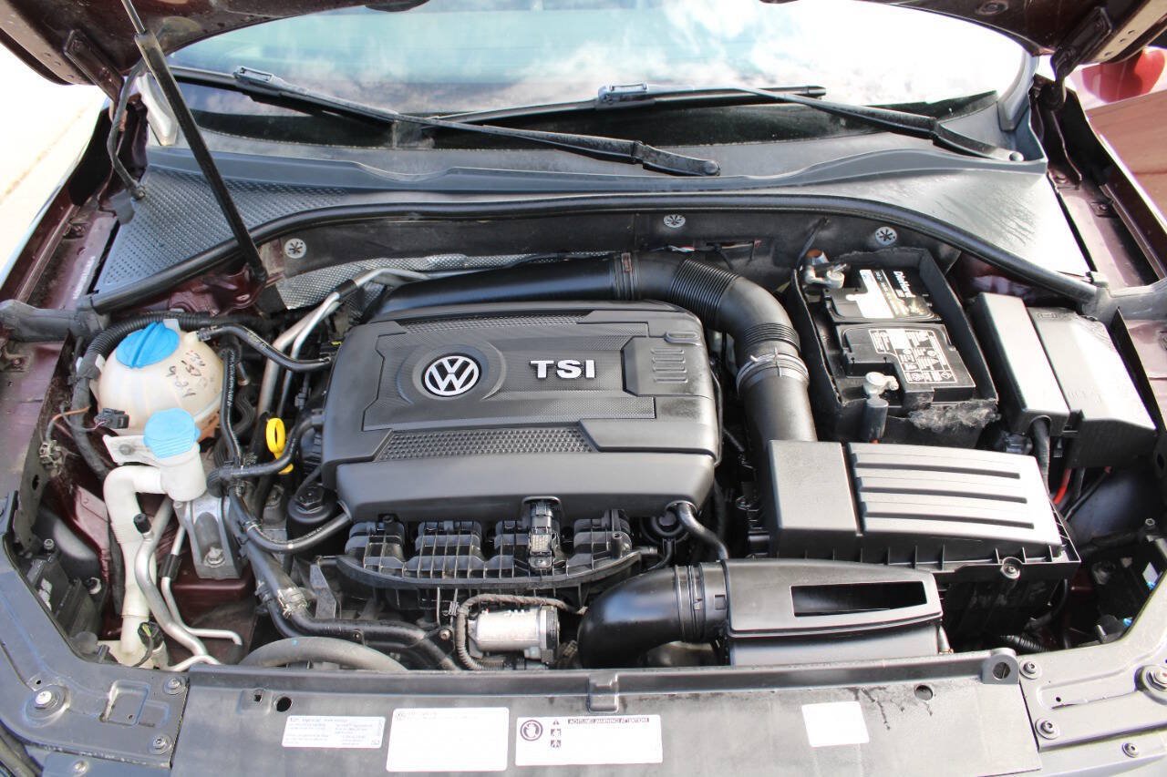 Used 2014 Volkswagen Passat 1.8T SEL Premium FWD image 17