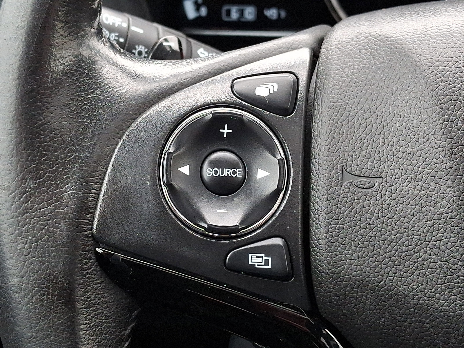 Used 2021 Honda HR-V EX-L image 21