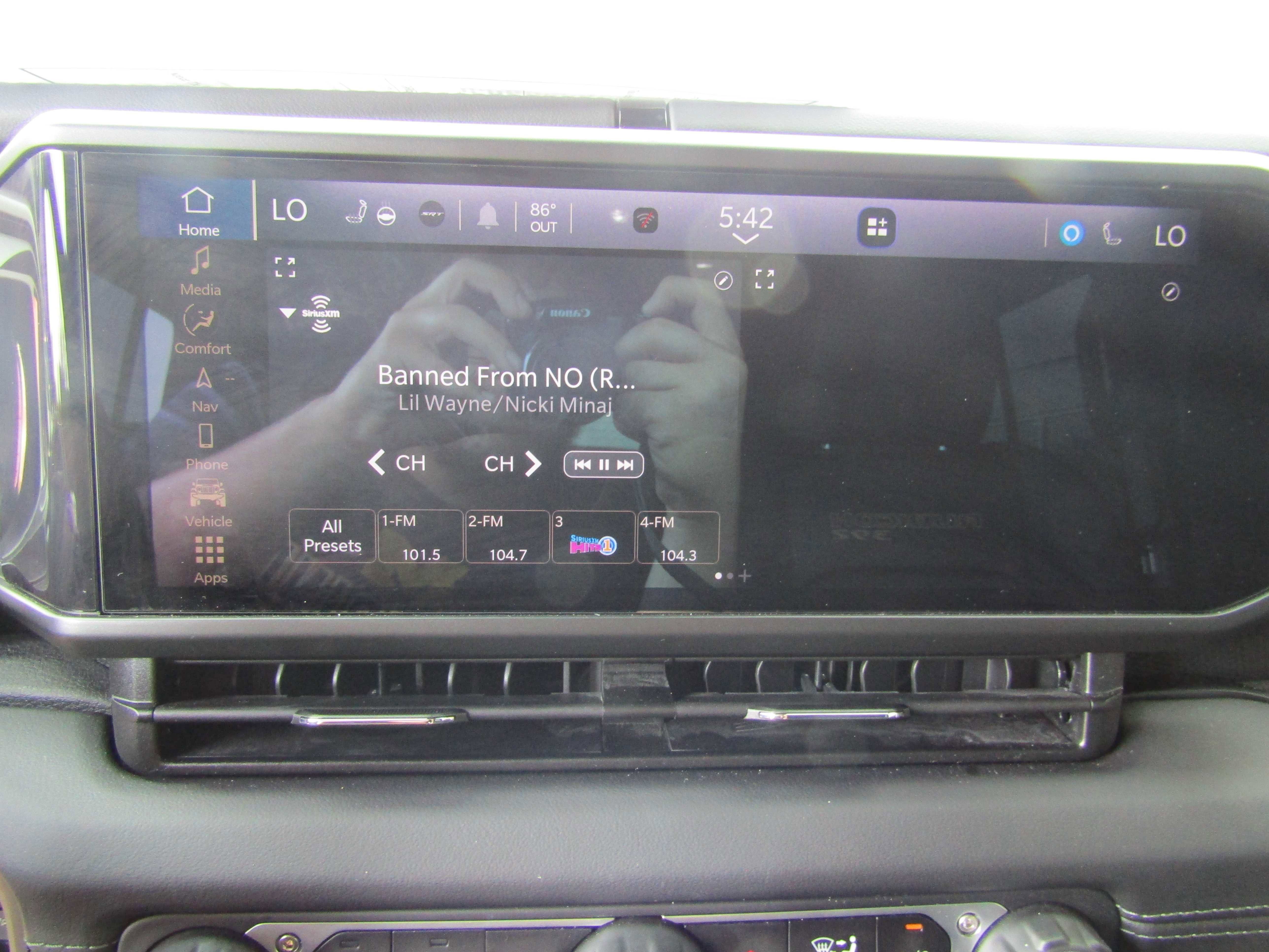 Used 2024 Jeep Wrangler Unlimited Rubicon 392 image 14