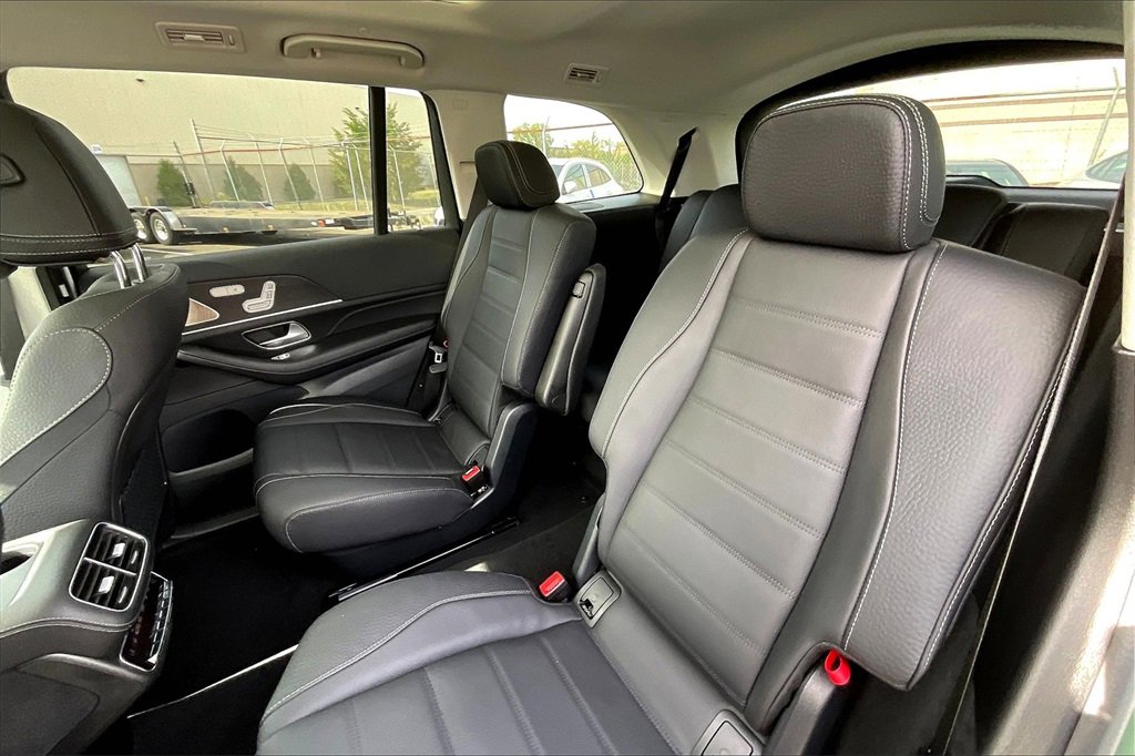 New 2026 Mercedes-Benz GLS 450 4MATIC image 10