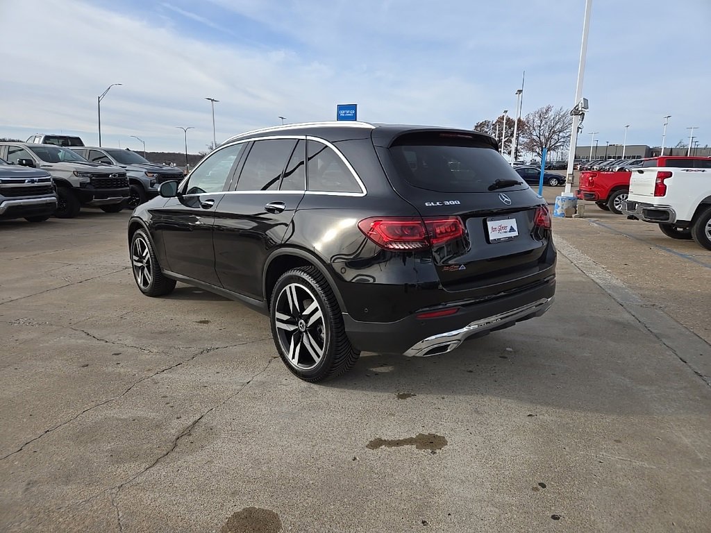 Used 2021 Mercedes-Benz GLC 300 4MATIC image 3