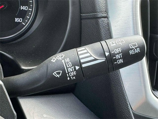 Used 2022 GMC Terrain SLE w/ Elevation Edition image 23