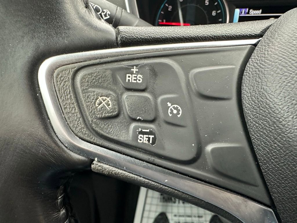 Used 2018 Chevrolet Equinox LT w/ Sun & Infotainment Package FWD image 28