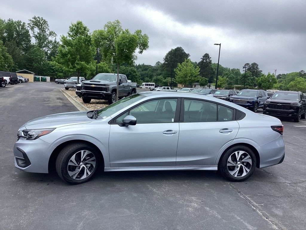 Used 2025 Subaru Legacy Premium AWD/4WD image 6
