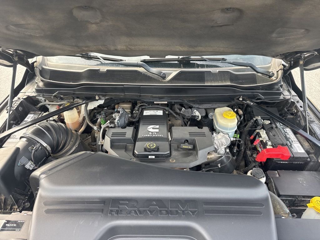 Used 2020 RAM 2500 Limited AWD/4WD image 34