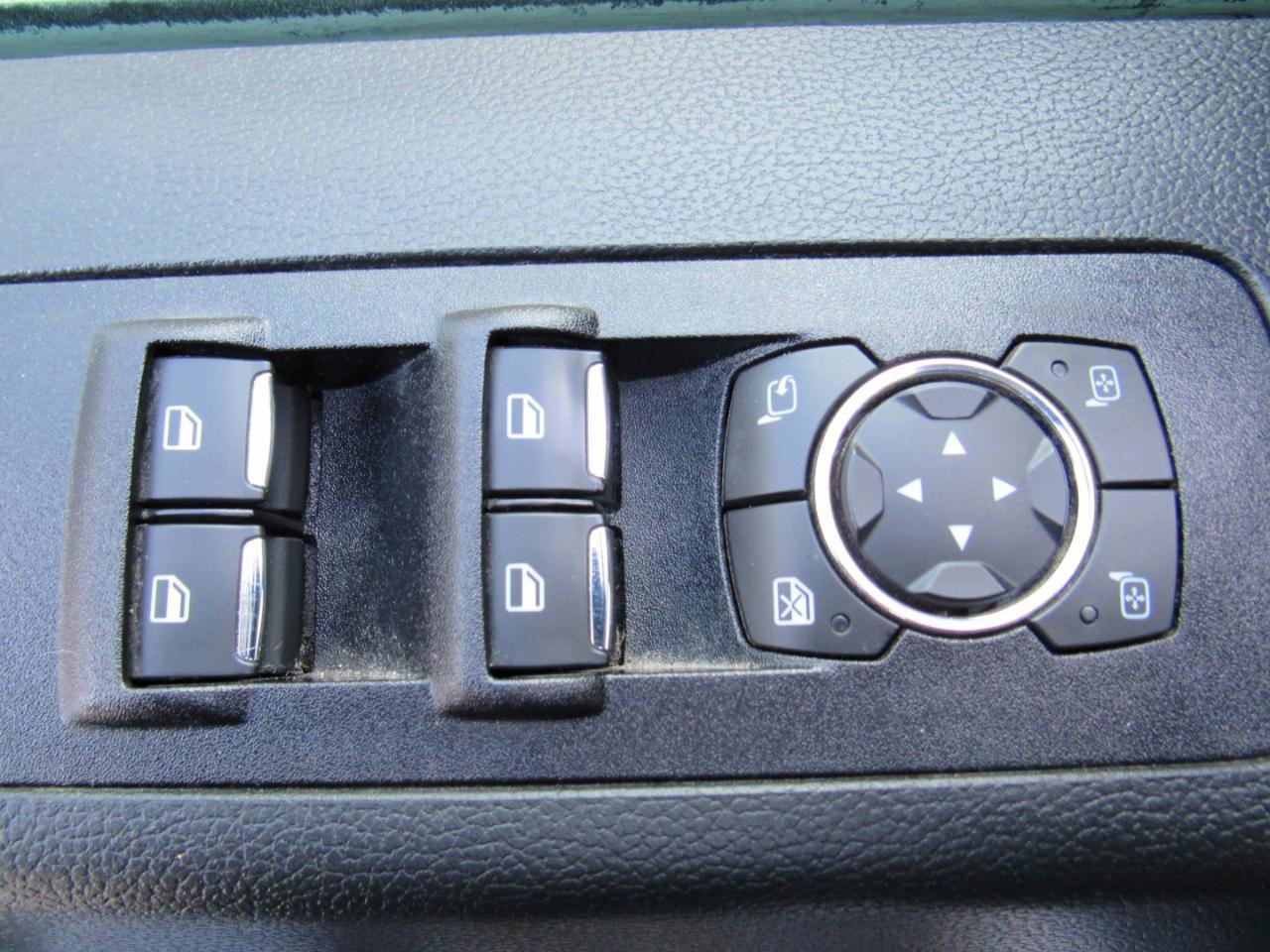 Used 2019 Ford F150 Platinum w/ Equipment Group 701A Luxury image 10