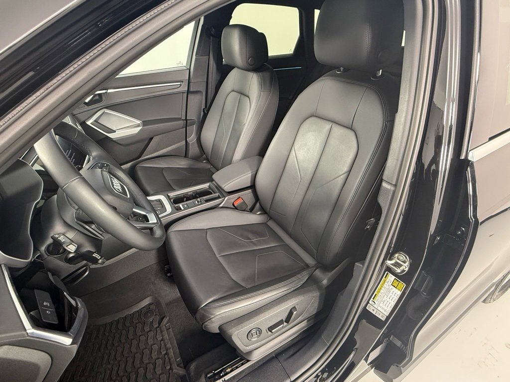 Used 2022 Audi Q3 2.0T Premium Plus image 15