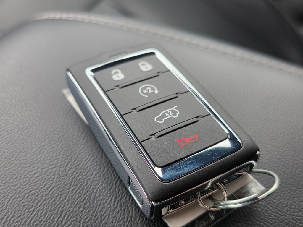 New 2026 Jeep Grand Cherokee Limited image 31