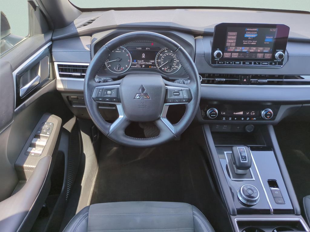 Used 2022 Mitsubishi Outlander SEL Black Edition image 15