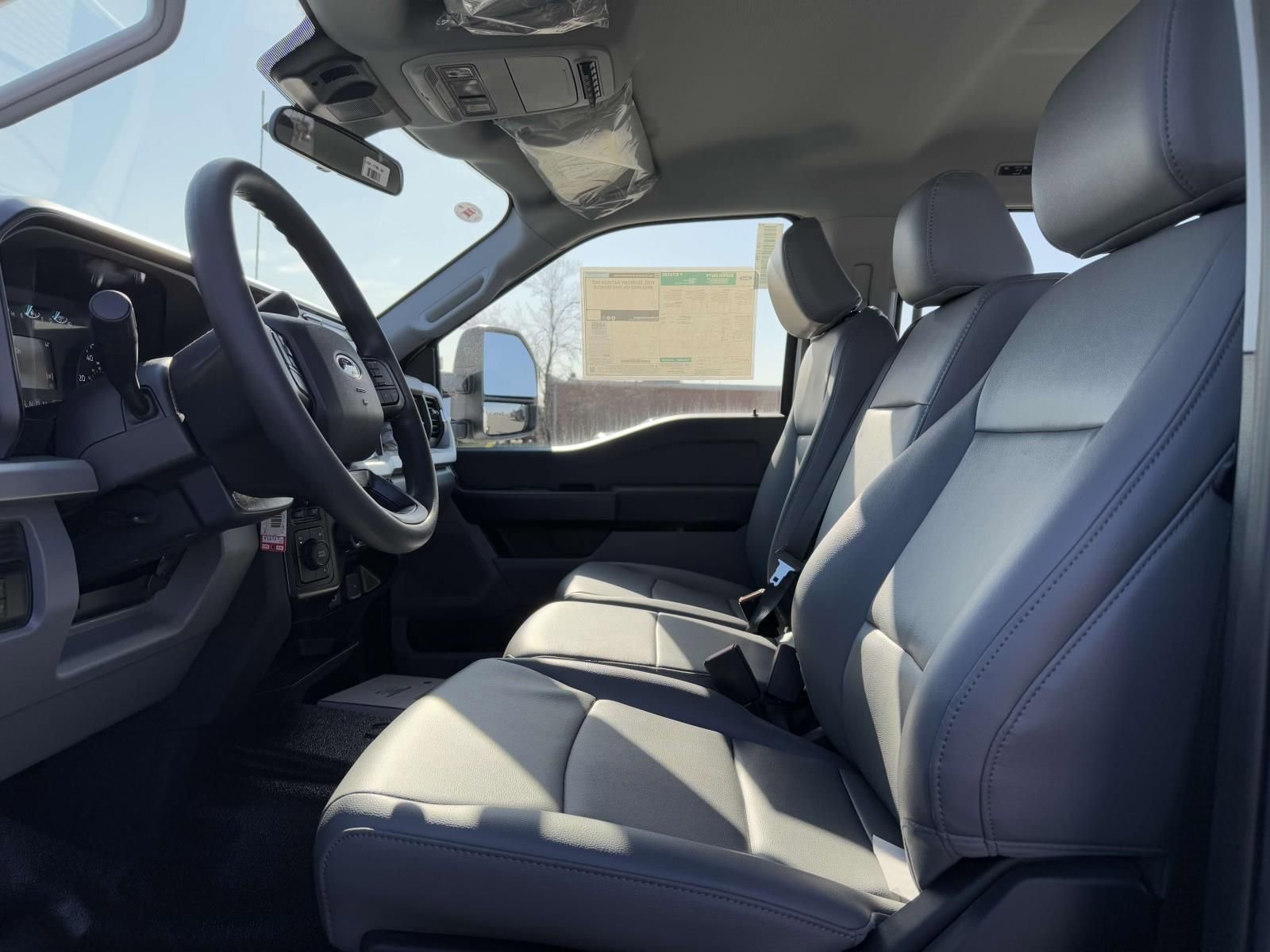 New 2025 Ford F550 4x4 Crew Cab Super Duty image 9