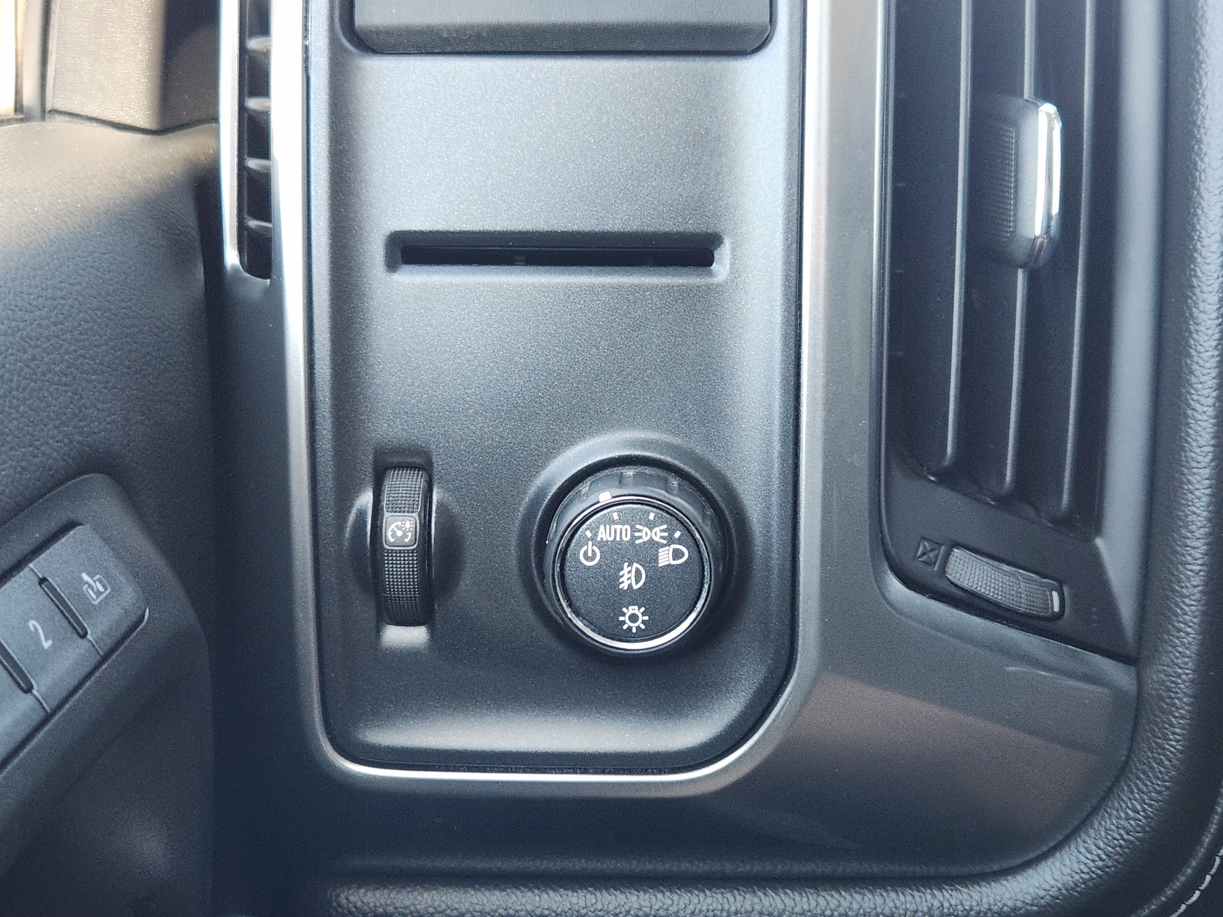 Used 2017 Chevrolet Silverado 1500 LTZ w/ Texas Edition RWD image 23