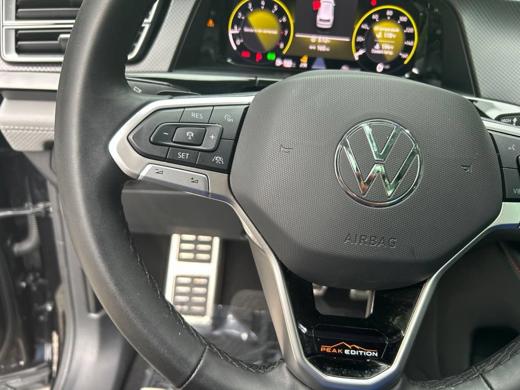 Used 2024 Volkswagen Atlas Peak Edition SE AWD/4WD image 24