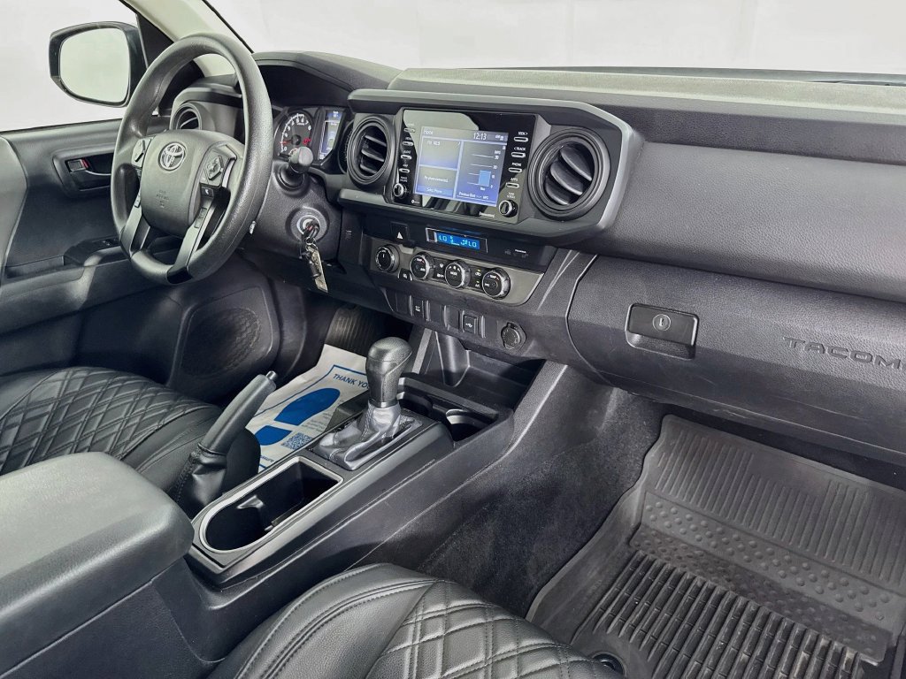 Used 2022 Toyota Tacoma SR AWD/4WD image 33