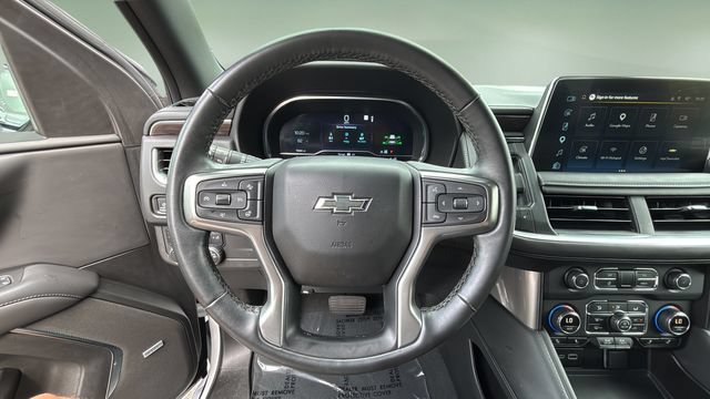 Used 2024 Chevrolet Suburban Z71 w/ Luxury Package AWD/4WD image 12
